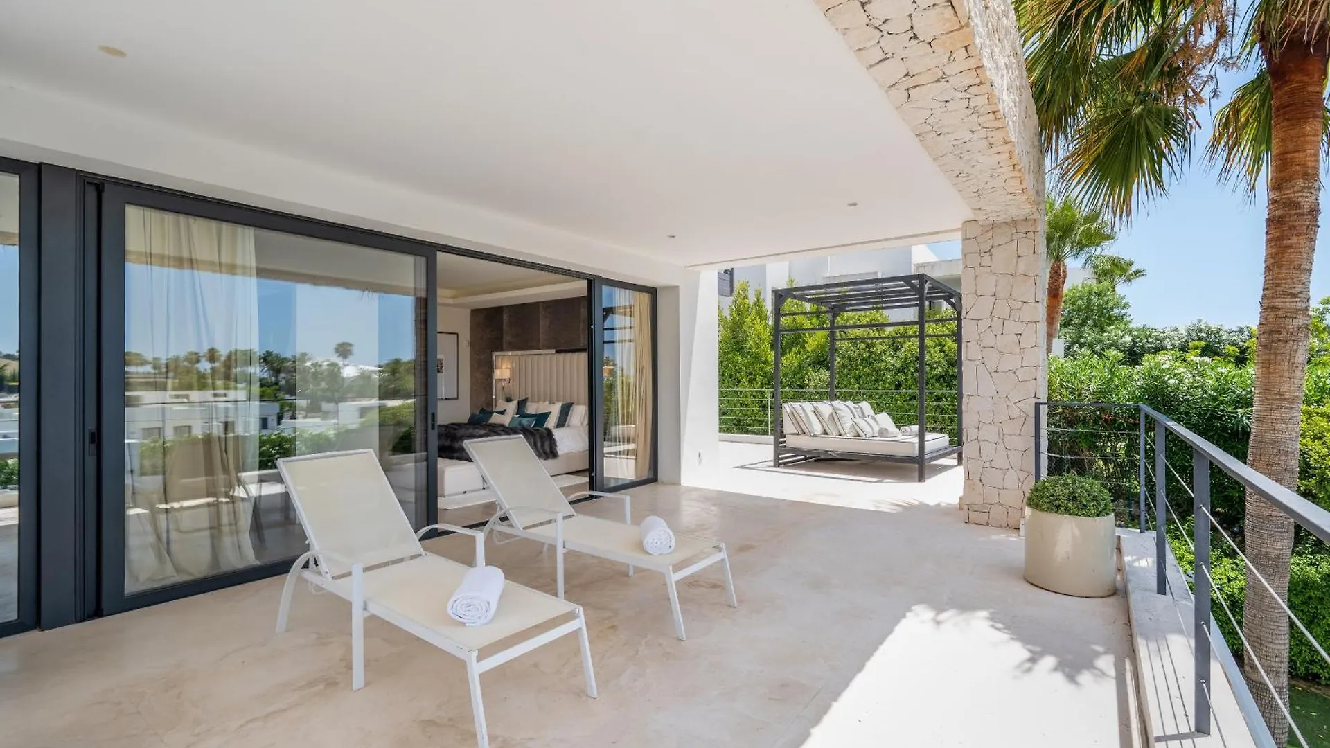 Villa Eva Los Olivos Nueva Andalucia Marbella