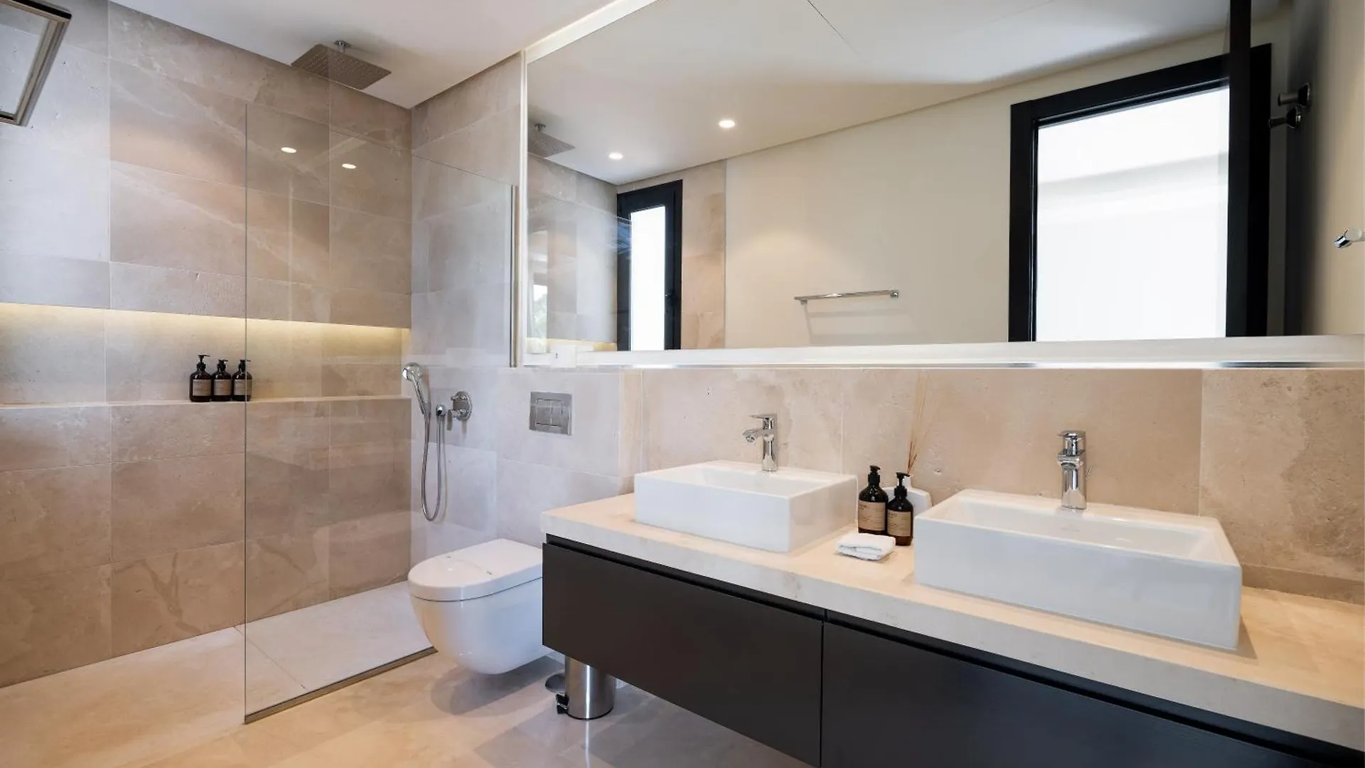 Villa Eva Los Olivos Nueva Andalucia Marbella