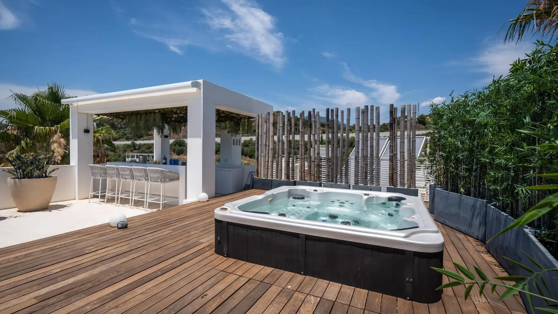 Villa Eva Los Olivos Nueva Andalucia Marbella