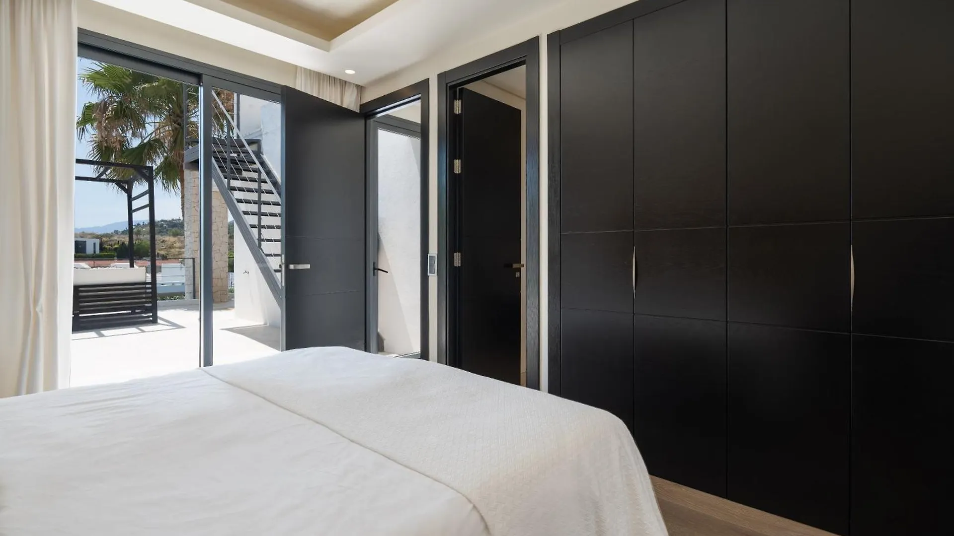 Villa Eva Los Olivos Nueva Andalucia Marbella